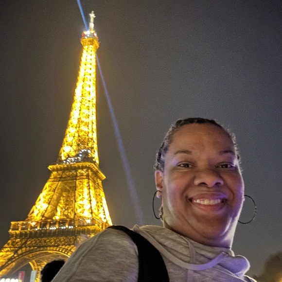 🥳🎉HP🎉| Meet your Posher, Lanitra - Picture 5 of 17